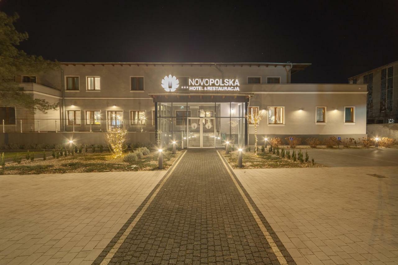 Novopolska - Hotel I Restauracja Kościan Exterior foto