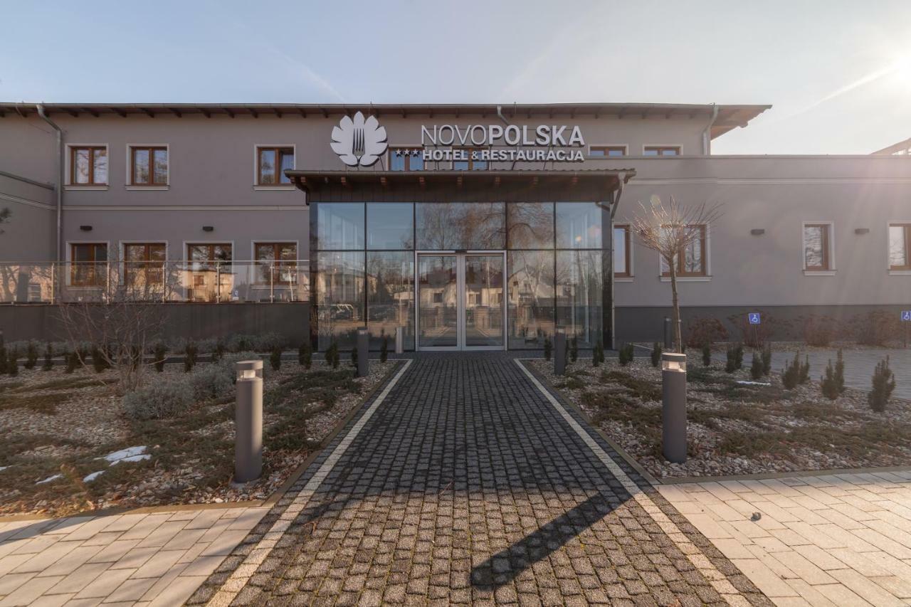 Novopolska - Hotel I Restauracja Kościan Exterior foto